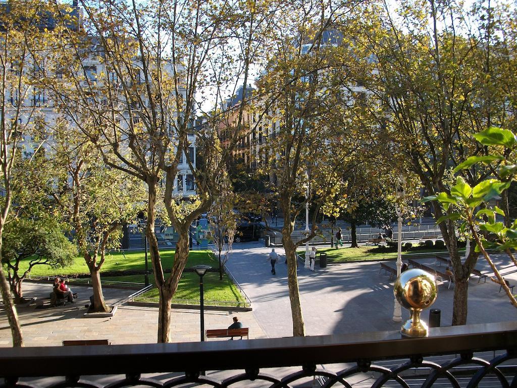 Pension Lorea Сан Себастиан Екстериор снимка